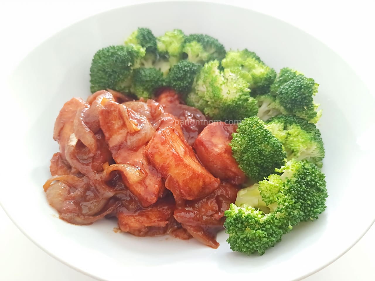 Easy Stir Fried Chicken with Homemade Sauce Recipe | Panomnom
